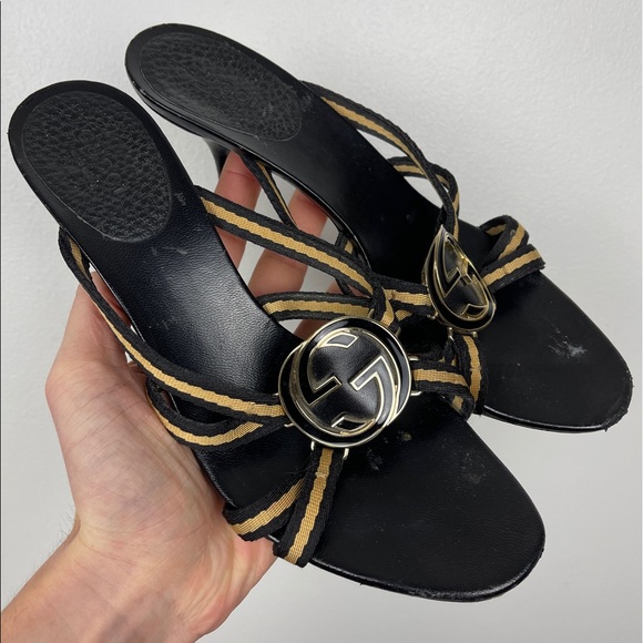 Gucci Shoes - Gucci by Tom Ford Strappy Logo Plaque Y2K Sandals